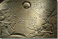 Akhenaton' s Family Blessed by Aten